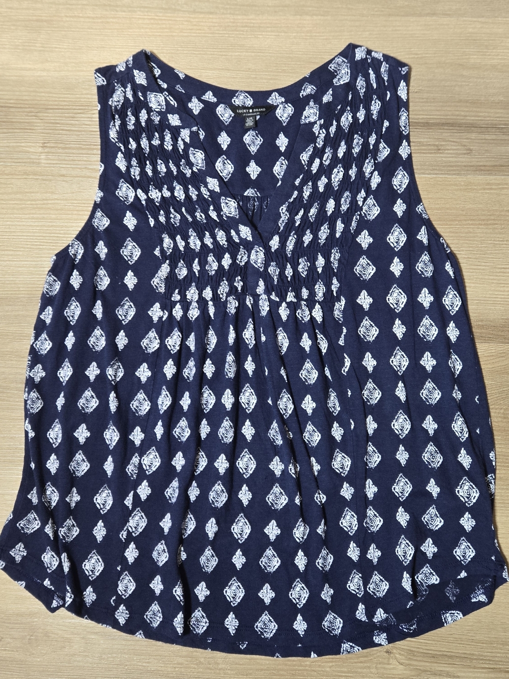 Lucky Brand Navy Diamond Printed Sleeveless Top